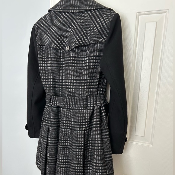 Michael Kors Classy Timeless Chic Blended Wool Coat, Outerwear, Pleats, Pockets - Picture 8 of 14